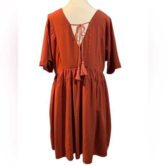 Rust Orange V-Neck Dress - Picture 5 of 5